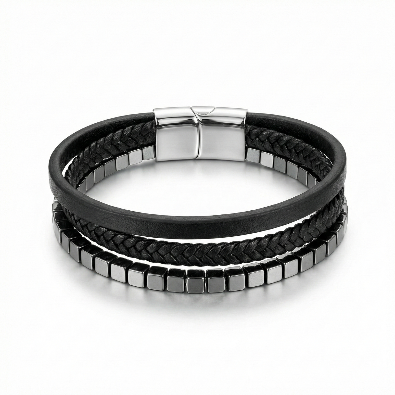 Pulsera para Hombre de Triple Hilera en Acero con Baño de Oro Blanco de 18K – Cuero Trenzado y Cuentas de Cubo – Hecha en España