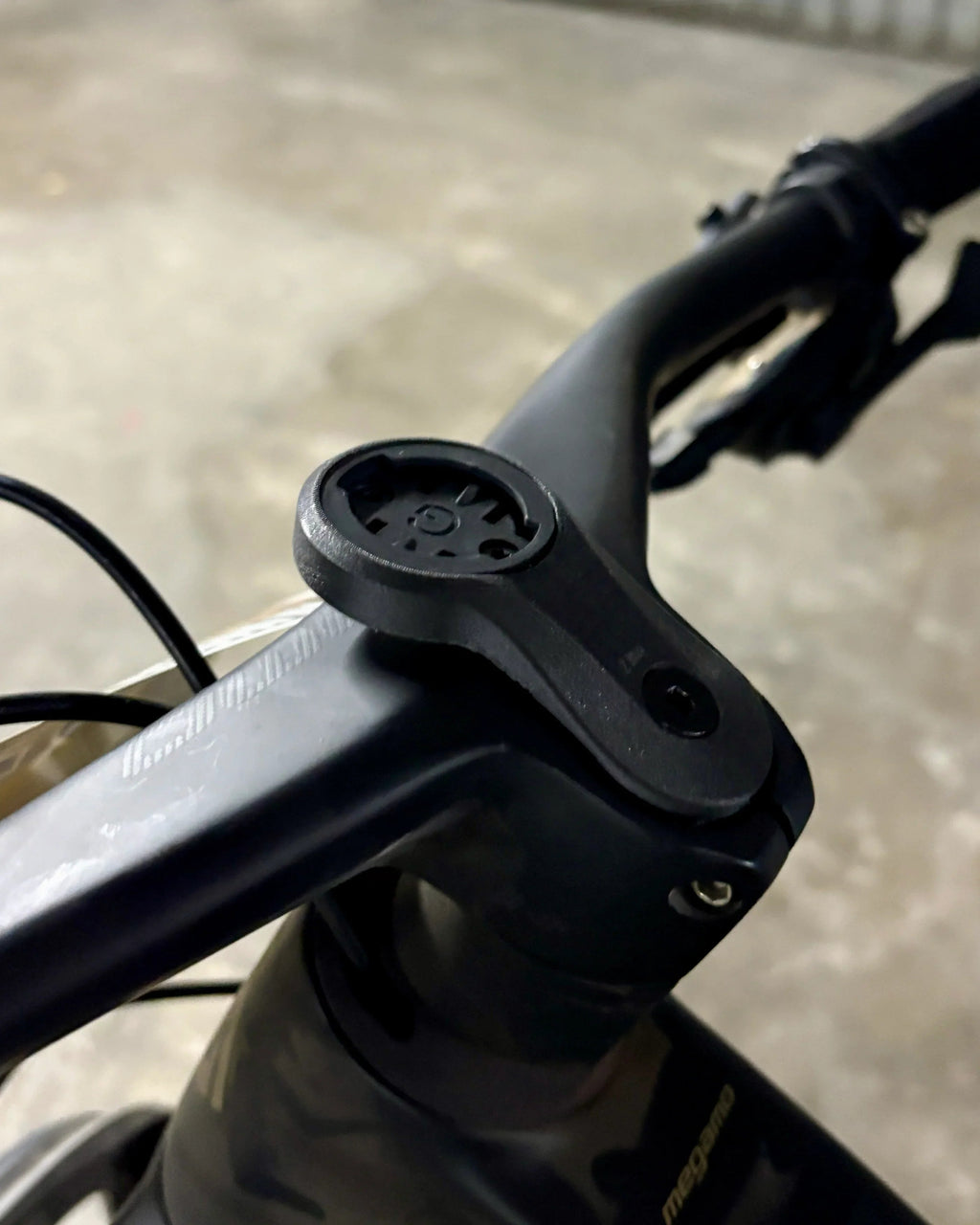 Soporte GPS para Megamo Track y Reason| Manillar Integrado Megamo Carbon Cockpit