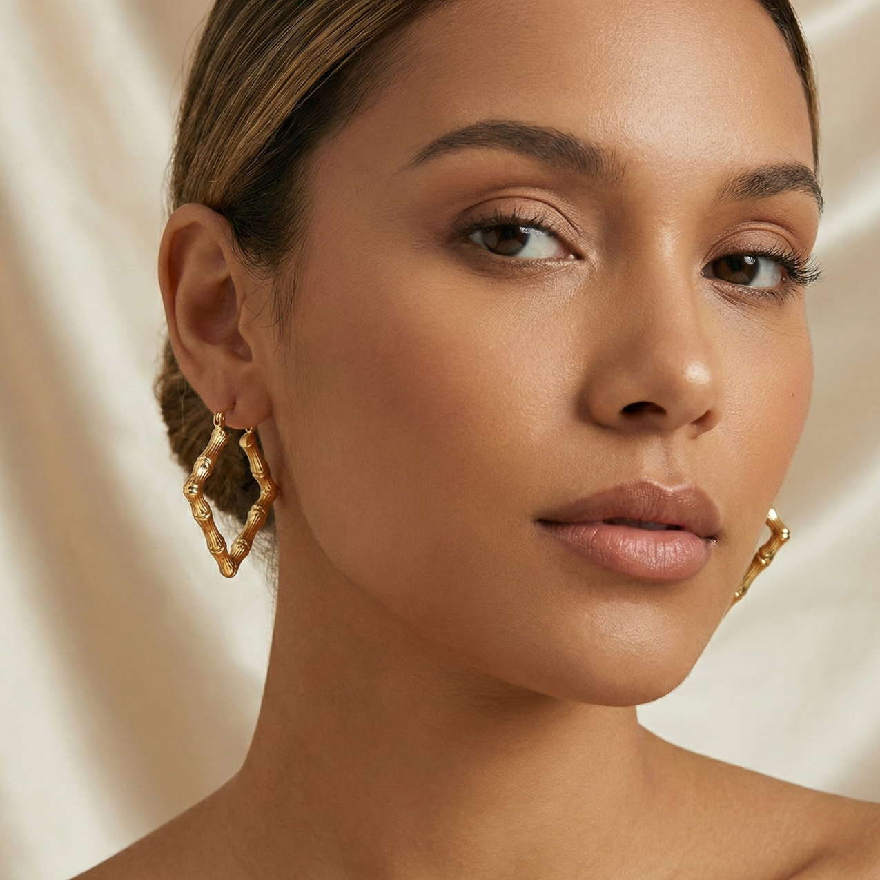 Pendientes de Aro Cuadrados Estilo Bambú - 100% Acero Bañados en Oro de 18K