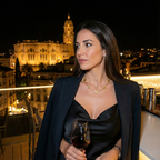 Collar de Trébol Dorados con Patrón Grabado 100% Acero Bañado en Oro 18K