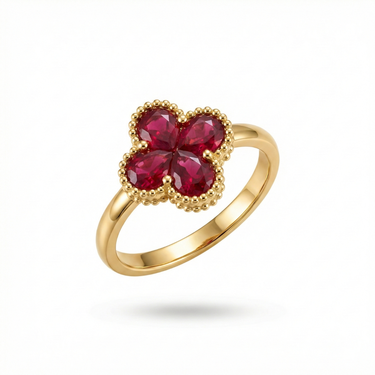 Anillo de Acero Chapado en Oro de 18K 100% con Trébol Morado Estilo - Talla Ajustable