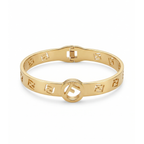 Brazalete Rígido con Logotipo Calado - 100% Acero con Baño de Oro 18K