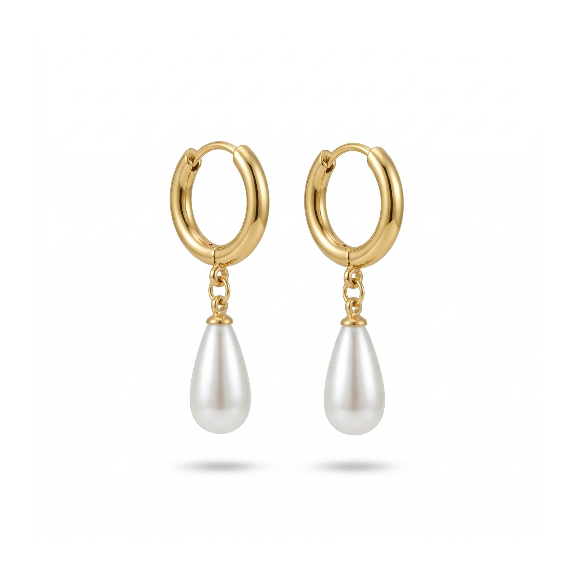 Pendientes de Aro con Perla en Forma de Gota - 100% Acero Bañado en Oro 18K