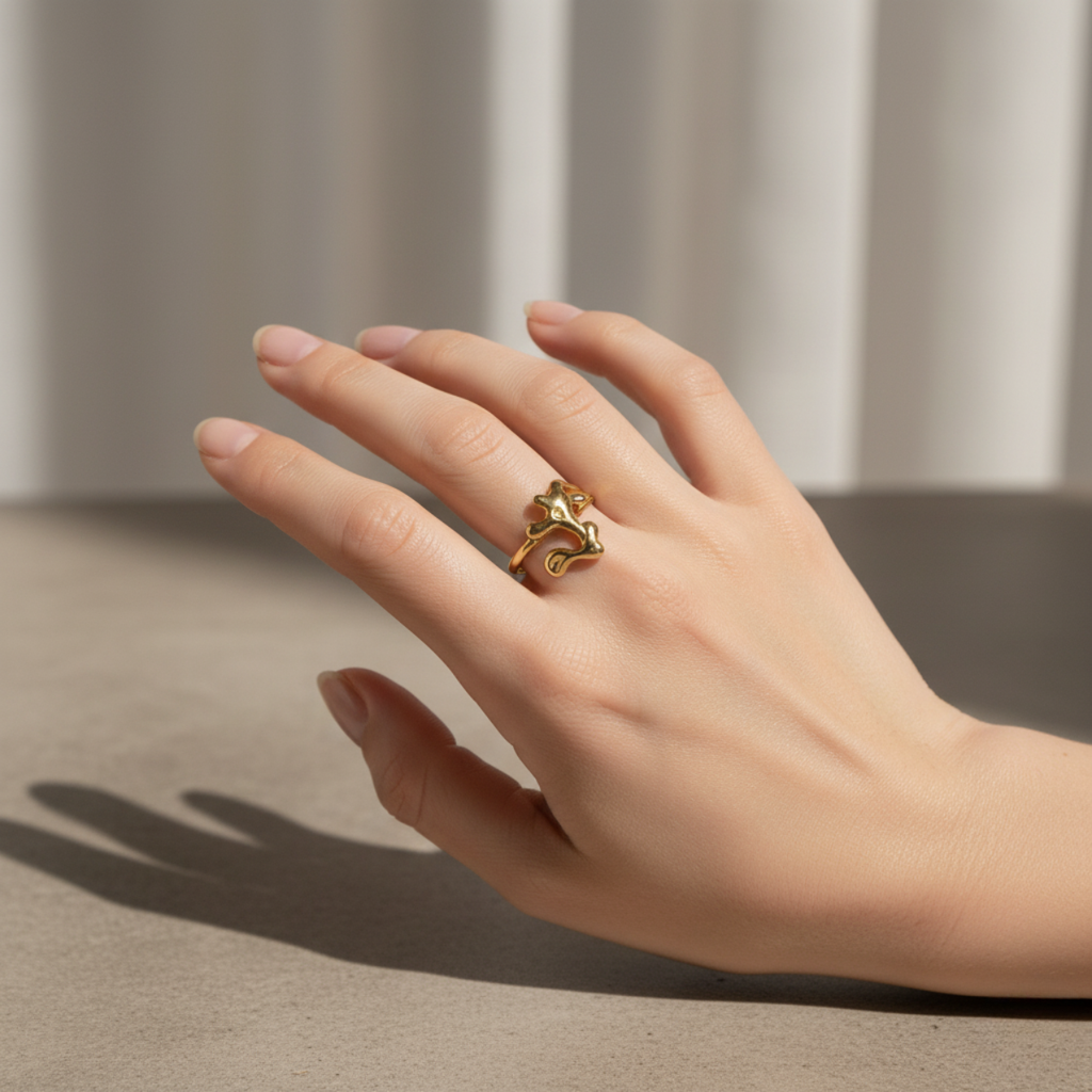 Anillo Diseño Coral Orgánico Ajustable 100% Acero Bañado en Oro 18K