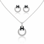 Conjunto Collar y Pendientes de Anillos con Circonitas - 100% Acero Bañado en Rodio