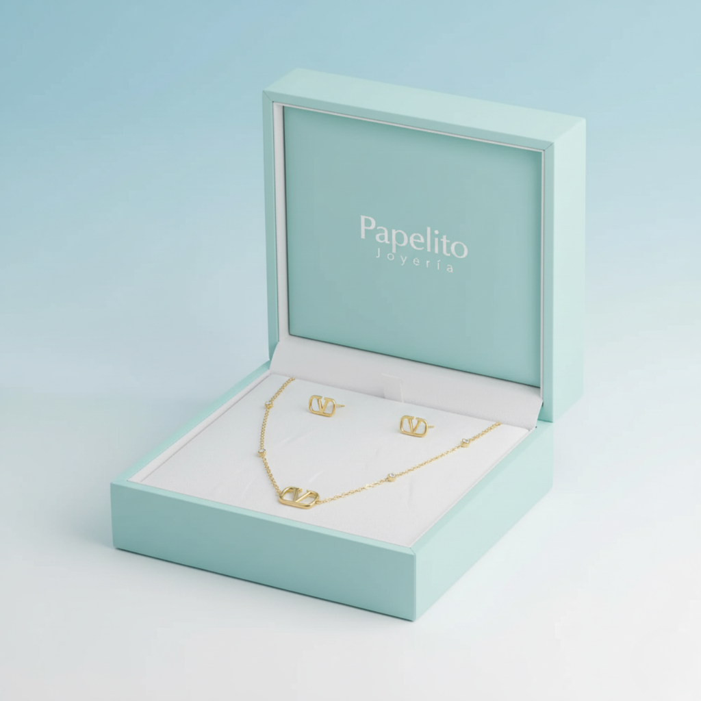 Conjunto Collar y Pendientes Inicial 'V' con Circonitas - 100% Acero Bañado en Oro 18K