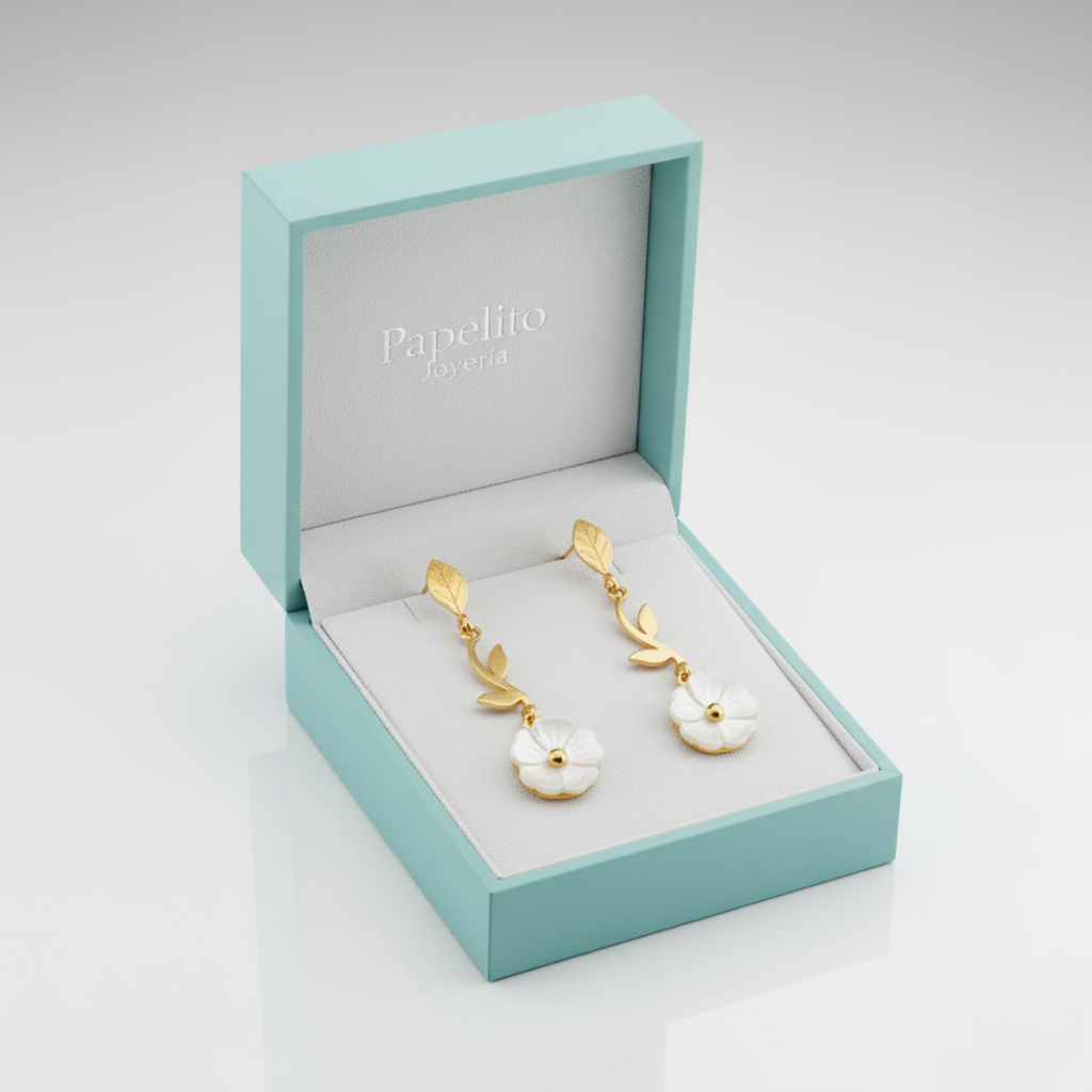 Pendientes Largos Colgantes Flor de Nácar y Hoja 100% Acero Bañado en Oro 18K