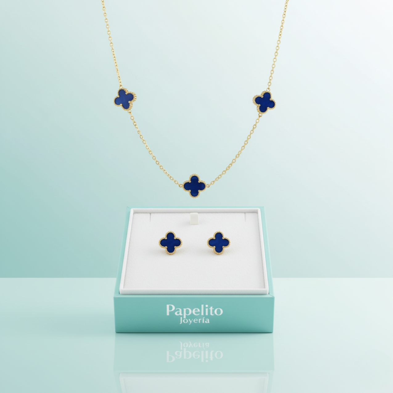 Conjunto Completo de Acero Chapado en Oro 18K con Tréboles Azules: Collar, Pendientes, Pulsera y Anillo Ajustable