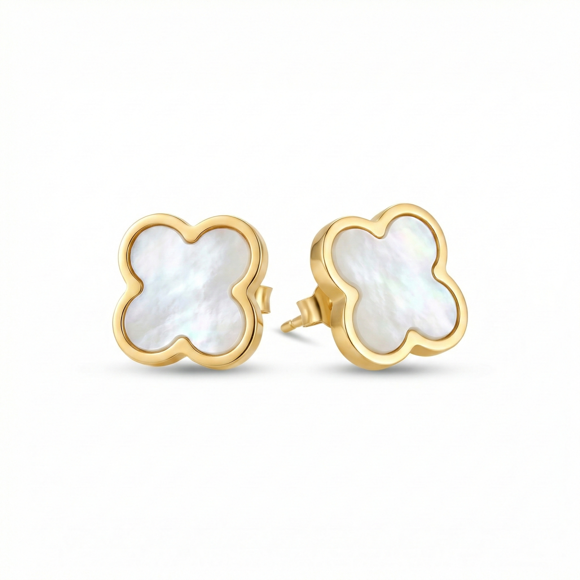 Pendientes de Botón Trébol Blanco Nácar 100% Acero Bañado en Oro 18K