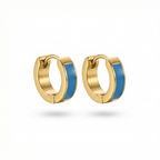 Pendientes de Aro Robusto con Detalle de Esmalte Azul Eléctrico - 100% Acero Bañado en Oro 18K