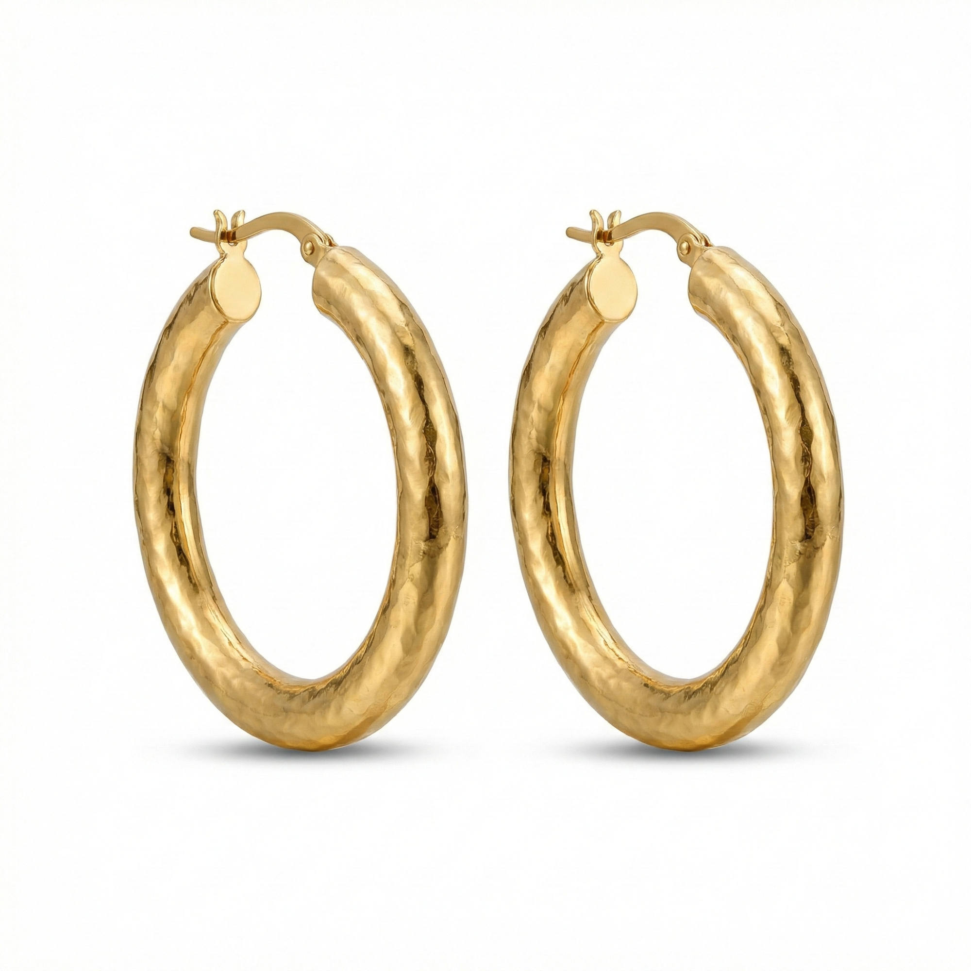 Pendientes de Aro Grabado Griego 100% Acero Bañado en Oro 18K