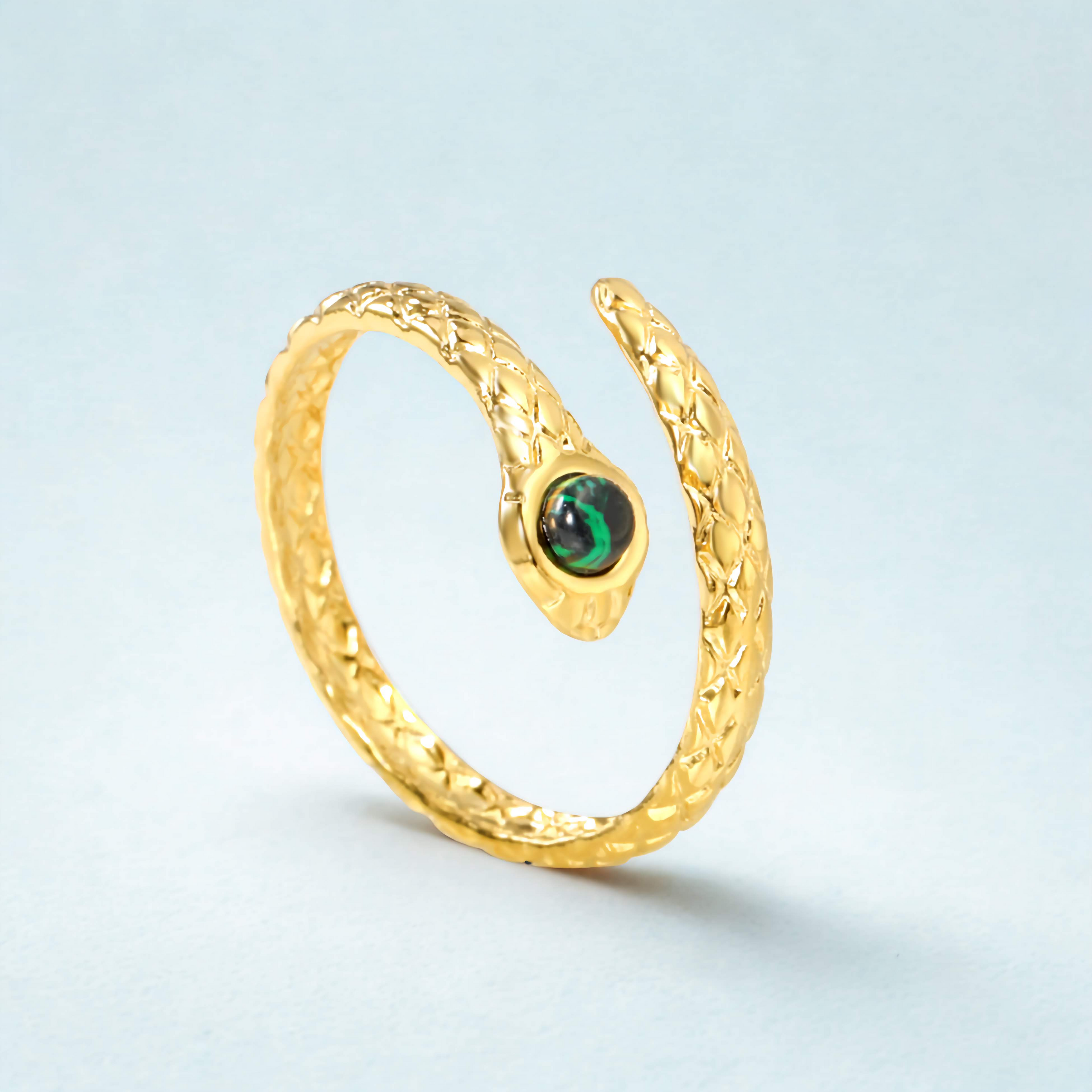 Anillo Abierto Diseño Serpiente con Ojo Verde Mármol - 100% Acero Bañado en Oro 18K