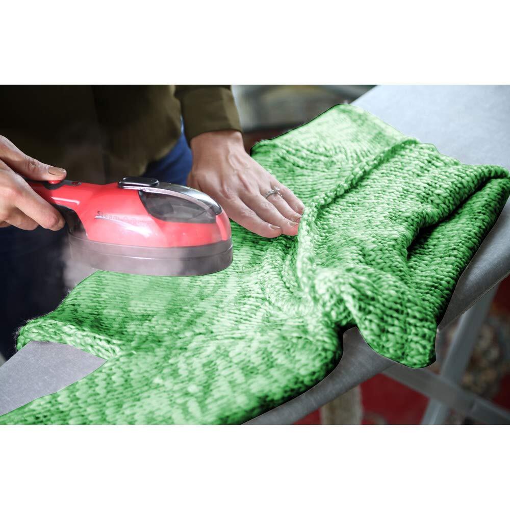 Plancha de mano a vapor. Elimina malos olores y bacterias.