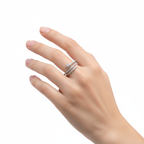 Anillo Ajustable "Clavo Rebeldía" Plateado con Circonitas – Acero Bañado en Oro Blanco 18K