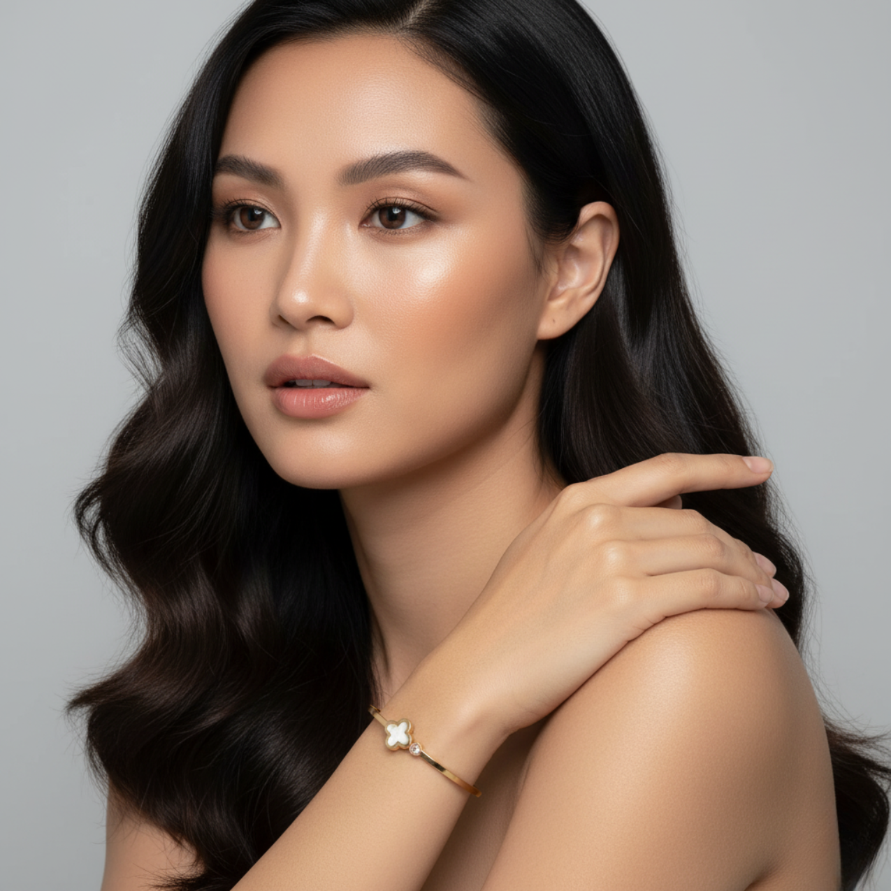 Conjunto de Joyería Trébol Blanco Nácar 100% Acero Bañado en Oro 18K