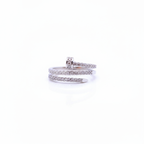 Anillo Ajustable "Clavo Rebeldía" Plateado con Circonitas – Acero Bañado en Oro Blanco 18K