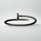 Pulsera Diseño Clavo Ajustable - 100% Acero Bañado en Rodio Negro