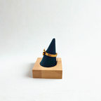 Anillo de Trébol Blanco Nácar 100% Acero Bañado en Oro 18K