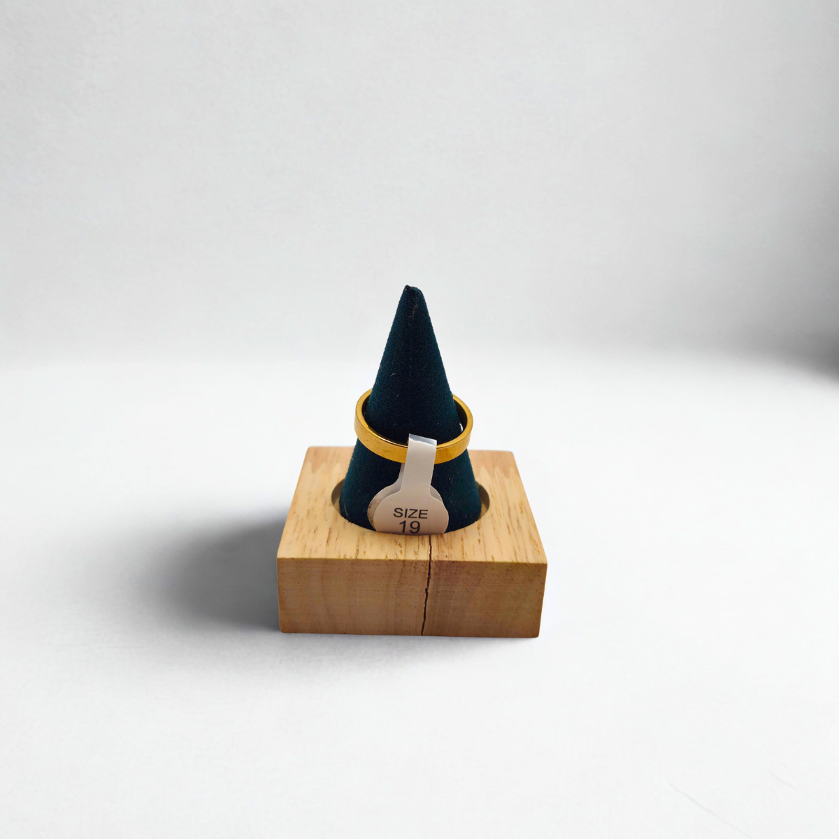 Anillo de Trébol Blanco Nácar 100% Acero Bañado en Oro 18K